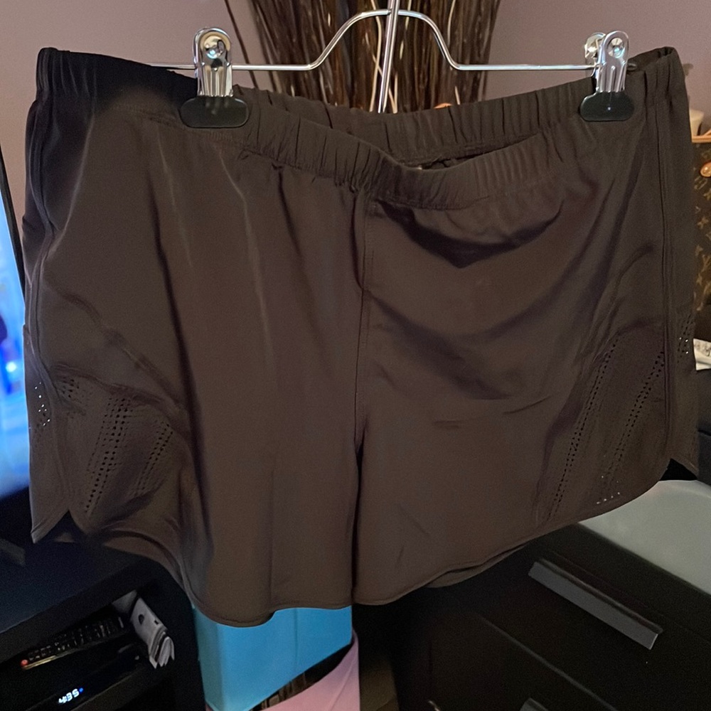 Joe fresh women’s active shorts